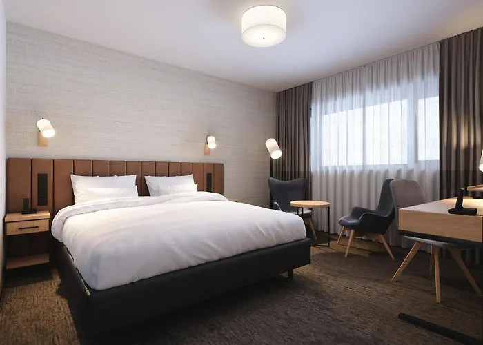 호텔 Four Points By Sheraton Mokotow 4*